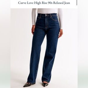 Abercrombie Curve Love High Rise 90s Relaxed Jean size 29